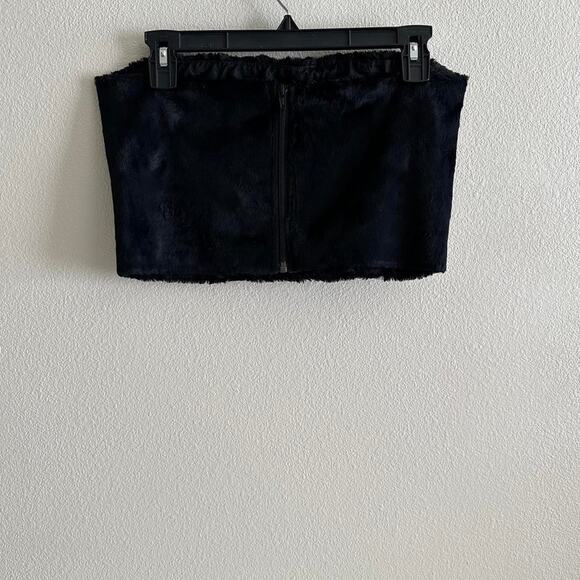 handmade black fuzzy tube crop top - Picture 7 of 10